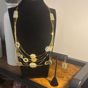 Elegant Gold Necklace and Earring Set, Vintage